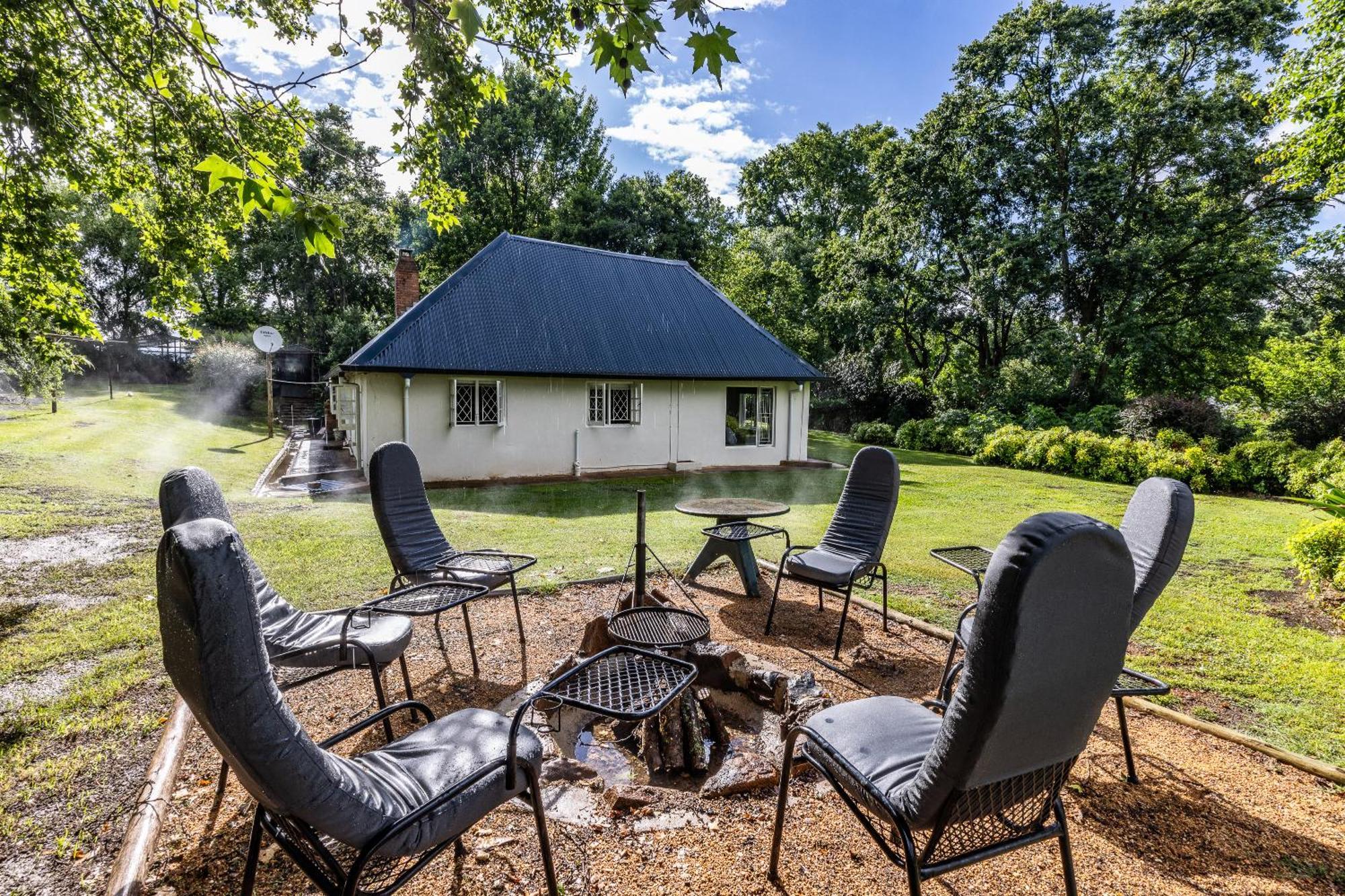 Gartmore Guest Farm Hotel Howick Exterior photo